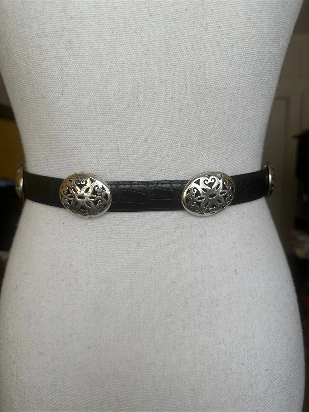 Brighton Women’s Black Croc-Embossed Western-Inspired Leather Belt Silver Buckle
